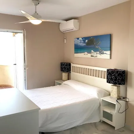 Comfortable House In With Pool Дом отдыха Дения