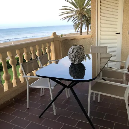 Comfortable House In With Pool *